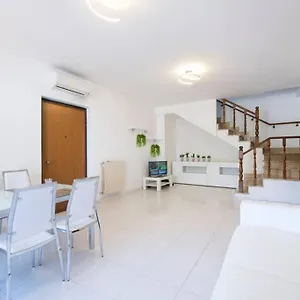  Casa vacanze Casa Elena Italia